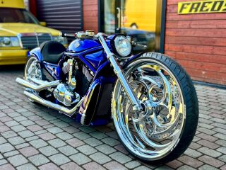 Harley-Davidson VRSCA V-Rod 26 Esi- ja 300 Tagaratas V2 Revolution 86kW