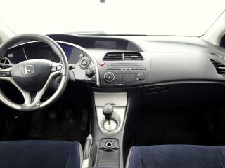 Honda Civic Elegance 1.3 61кВ