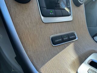 Volvo XC60 2.4 158kW