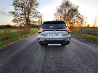 Subaru Forester AWD E-Boxer LIMITED CVT 2.0 100kW