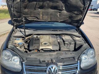 Volkswagen Jetta 2.0 Turbo 147kW