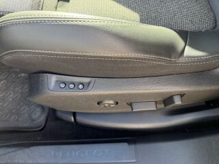 Peugeot 3008 1.5 96кВ