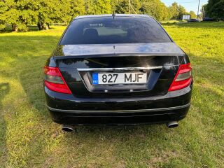 Mercedes-Benz C 320 3.0 165kW