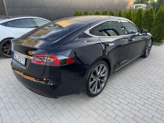 Tesla Model S Long Range 100D Dual Motor AWD 386kW