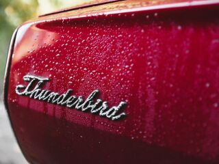 Ford Thunderbird 6.4 V8 224kW