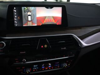 BMW 530 d xDrive Touring Luxury Line 3.0 195кВ