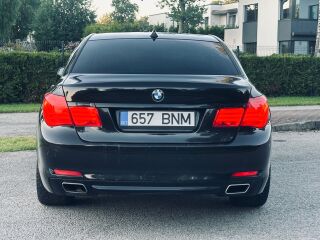 BMW 730 3.0 180кВ