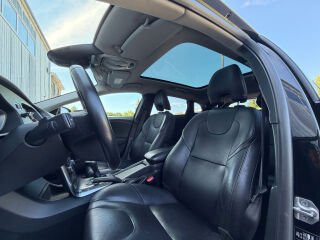 Volvo V40 Facelift SUMMUM 2.0 D2 88кВ
