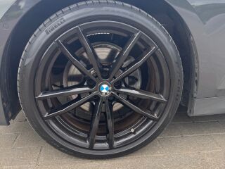 BMW 320 M-Pakett Shadowline MHEV X-Drive 2.0 140kW