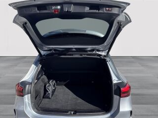 Mercedes-Benz GLA 180 AMG pakett 1.3 100кВ
