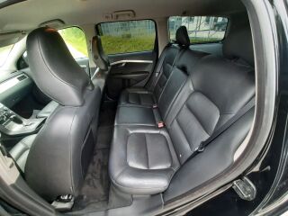 Volvo V70 AWD D5 2.4 151kW