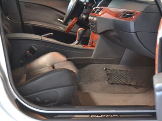 Alpina B5 4.4 V8 supercharged 368kW