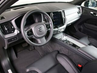 Volvo XC60 AWD ULTIMATE BLACK EDITION LUXURY 2.0 T8 Recharge Long Range Plug-In-Hybrid 335kW