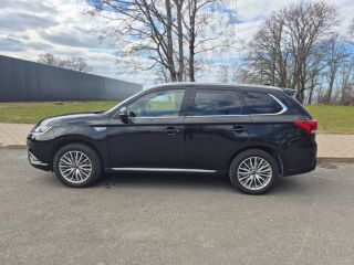 Mitsubishi Outlander 2.4 99kW