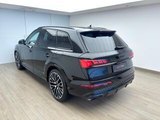 Audi Q7 S line 60 TFSI e quattro 3.0 V6 360kW