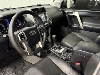 Toyota Land Cruiser Executive 60th Anniversary 3.0 140kW