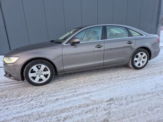 Audi A6 QUATTRO LIMOUSINE 3.0 V6 180kW