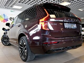 Volvo XC90 AWD H&K DARK 7 XENIUM INTELLI SAFE FACELIFT 2.0 T8 Long Range Plug-in 335kW