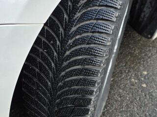 Lexus CT 200h 1.8 73кВ