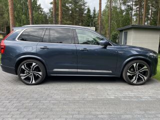 Volvo XC90 AWD B&W 7K 4C LUXURY+ ULTIMATE BRIGHT 2.0 B5 KERS Mild Hybrid 183кВ