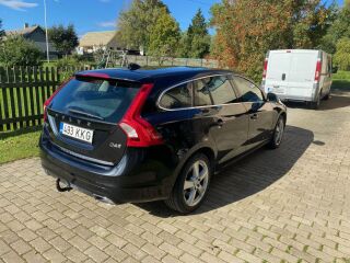 Volvo V60 Plug-in hybrid D6 2.4 162kW