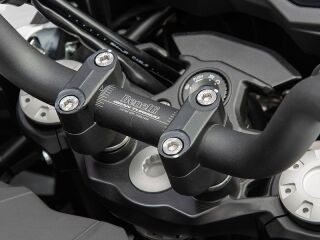 Benelli TRK 502 X KOHVRIKOMPLEKTIGA R2 DOHC 35kW