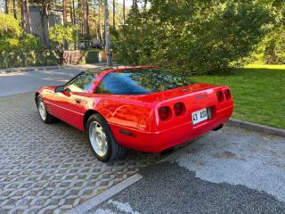 Chevrolet Corvette C4 5.7 225kW