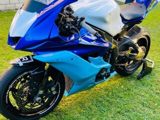 Yamaha YZF - R 6