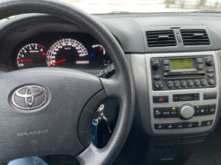 Toyota Avensis Verso 2.0 85kW