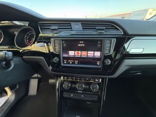 Volkswagen Touran Highline Facelift 2.0 R4 TDI 140kW
