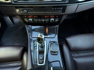 BMW 530 D Touring Luxury Sportpakett EU6 3.0 R6 TDI 190kW