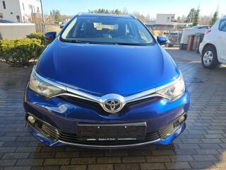 Toyota Auris Touring Sports Active 1.6 82кВ