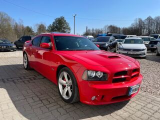 Dodge Charger SRT8/ 6.1 V8 318kW