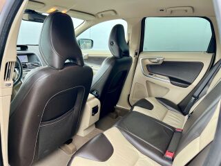 Volvo XC60 AWD Summum 2.4 D5 136kW