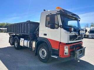 Volvo FM300 6X2 EURO4 + HIAB XS + TIPPER 225kW