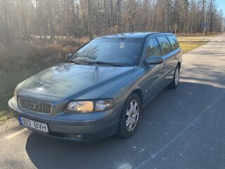 Volvo V70 2.4 103kW