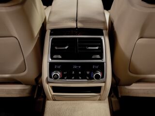 BMW 750 xDrive M-Sportpakett 4.4 390kW