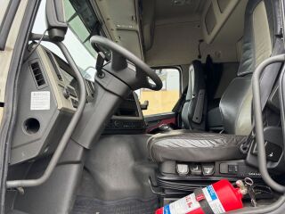 Volvo FM 500 6X2*4 + RETARDER + CARRIER SUPRA 850 EURO 6 375kW
