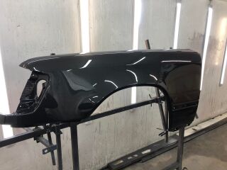 Mercedes-Benz E 250 2.5 83kW