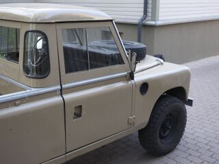 Land Rover Series III 3.5 V8 67kW