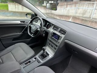Volkswagen Golf 2.0 110kW