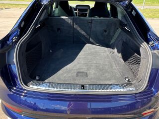 Audi e-tron S line 300kW