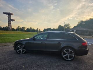 Audi A4 2.0 105кВ