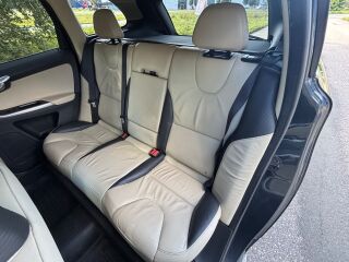 Volvo XC60 R-Design 2.4 D5 158kW