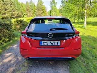 Nissan LEAF 90кВ