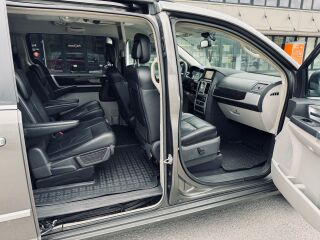 Chrysler Grand Voyager Limited Edition Stow/n/Go 2.8 R4 CRD 120kW