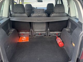 Volkswagen Touran 1.9 R4 TDI 77кВ