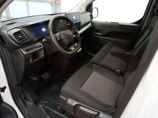 Toyota ProAce Professional Plus 2.0 106kW