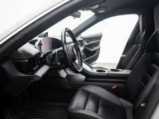 Porsche Taycan 4S