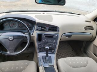Volvo S60 2.4 103kW